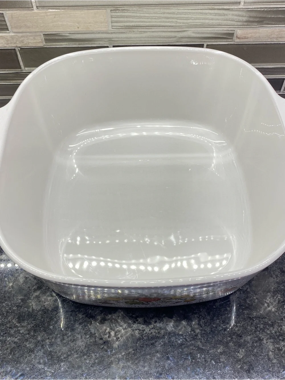 Corningware White 5-Quart Ceramic Casserole Dish W/ Plastic Corning Lid